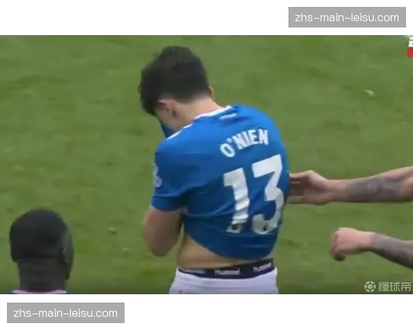 切尔西后场传球失误，安东尼-戈登长途奔袭单刀破门